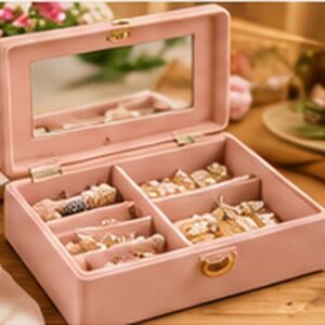 Handmade Style Jewellery Box — photographic-style illustration